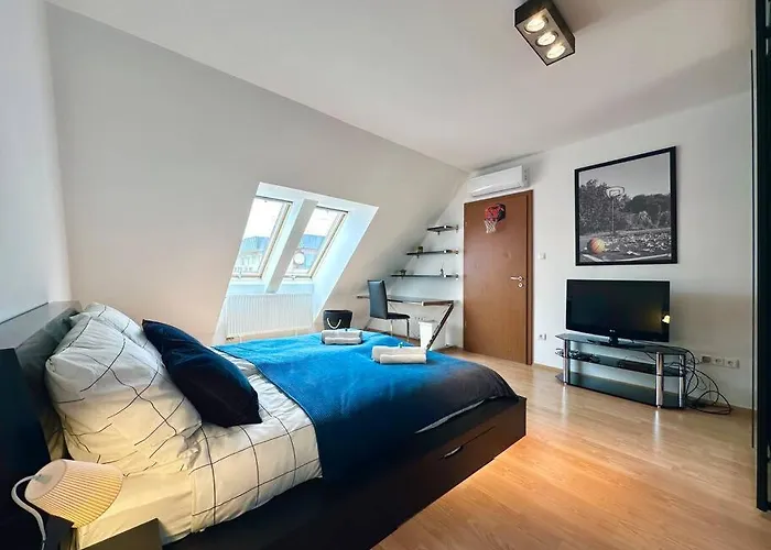 Riverside - Free Parking Boedapest