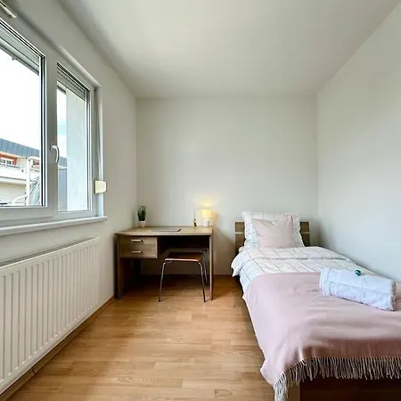 Riverside - Free Parking 公寓 *